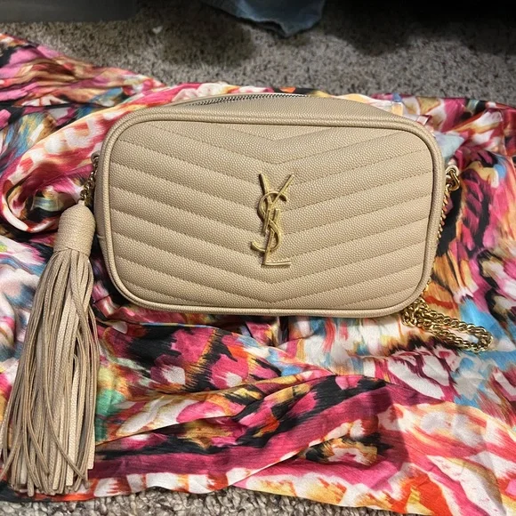 Yves Saint Laurent Tan Quilted Crossbody Bag - Picture 2 of 9